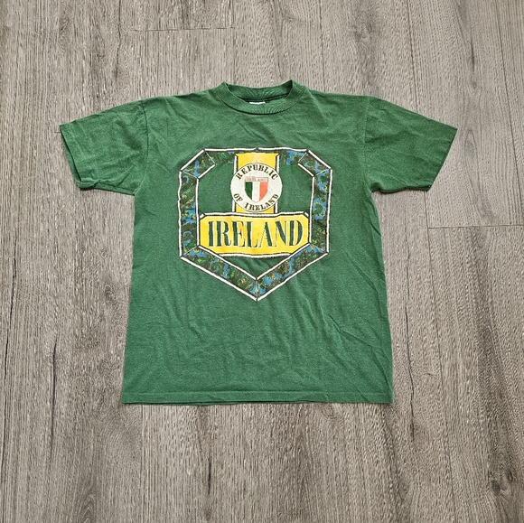 Vintage Ireland Single Stitch T Shirt Mens Size Medium - Picture 1 of 4